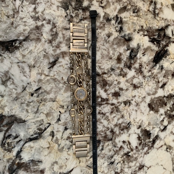 Vintage LUXE Brand Bracelet Watch - Picture 3 of 6